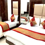Hotel Cashew Near New Delhi Railway Station