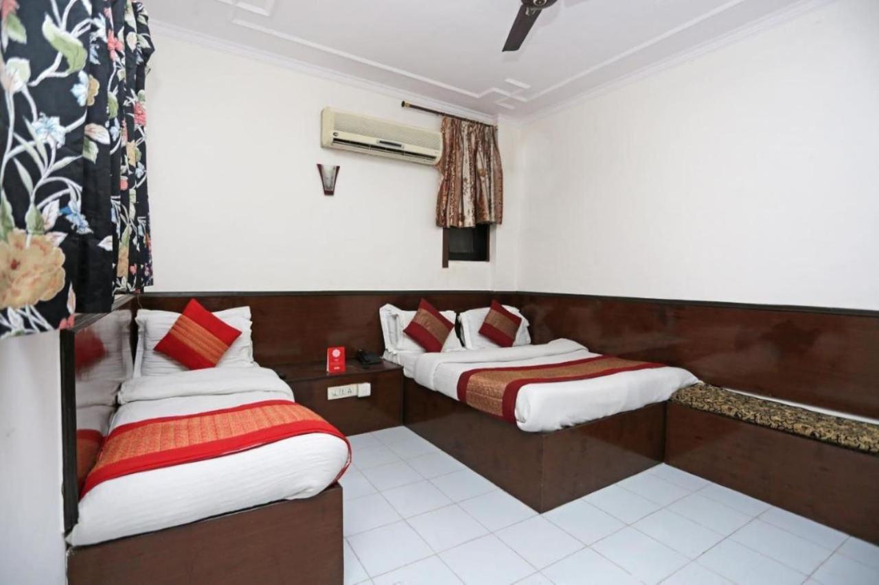 Cashew Near Railway Station 4* New Delhi